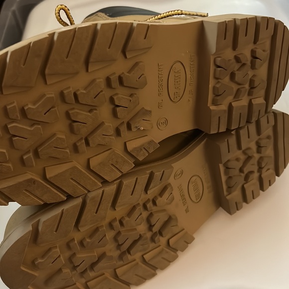 Nice work boots! - Picture 3 of 4